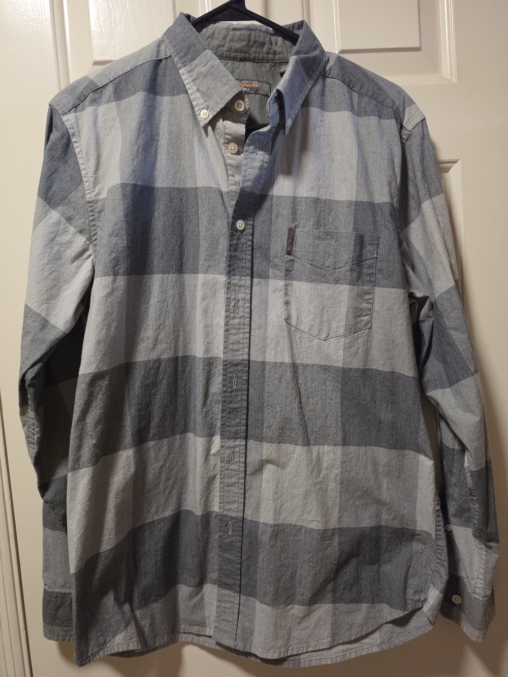 Ben Sherman Men's Large-Check Button-Down Shirt in Light Gray and Dark Gray